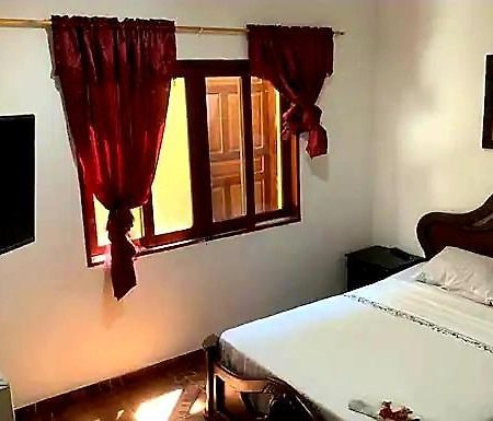 Hostal Selvatrip Leticia Luaran gambar