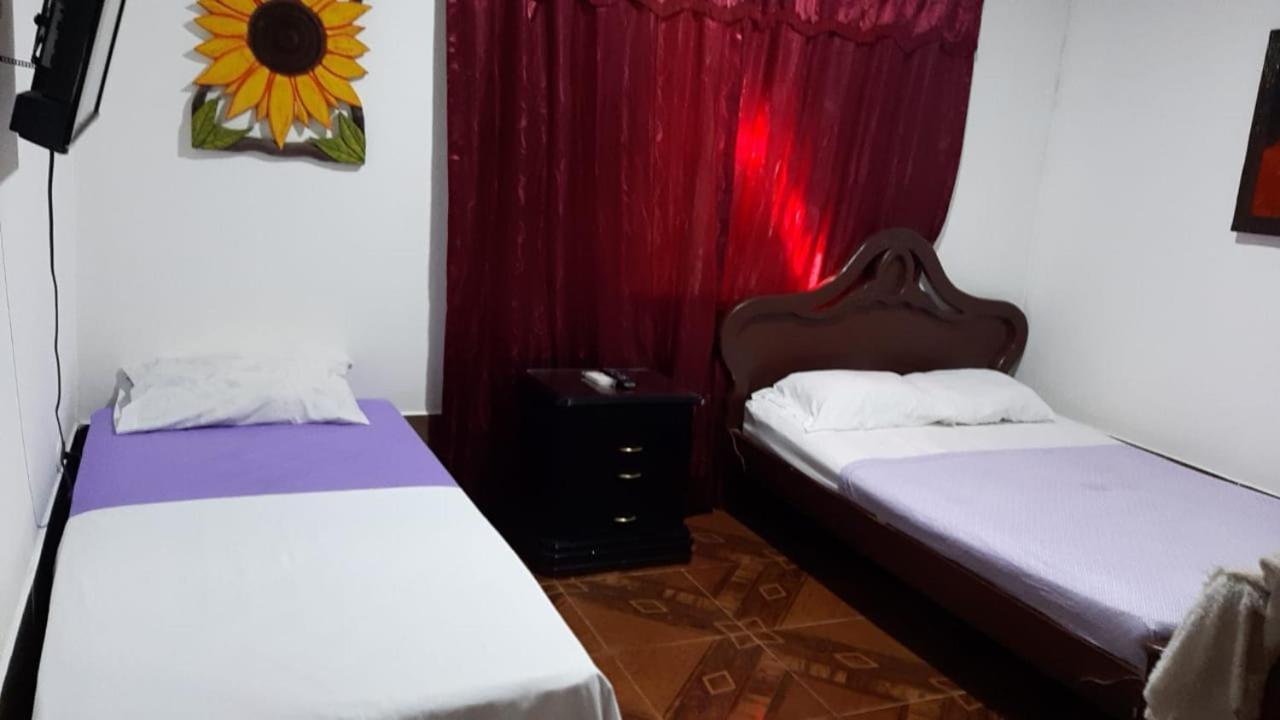 Hostal Selvatrip Leticia Luaran gambar